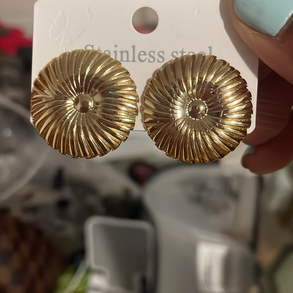 Gold Floral Disc Stainless Steel Earrings - Women Accessories